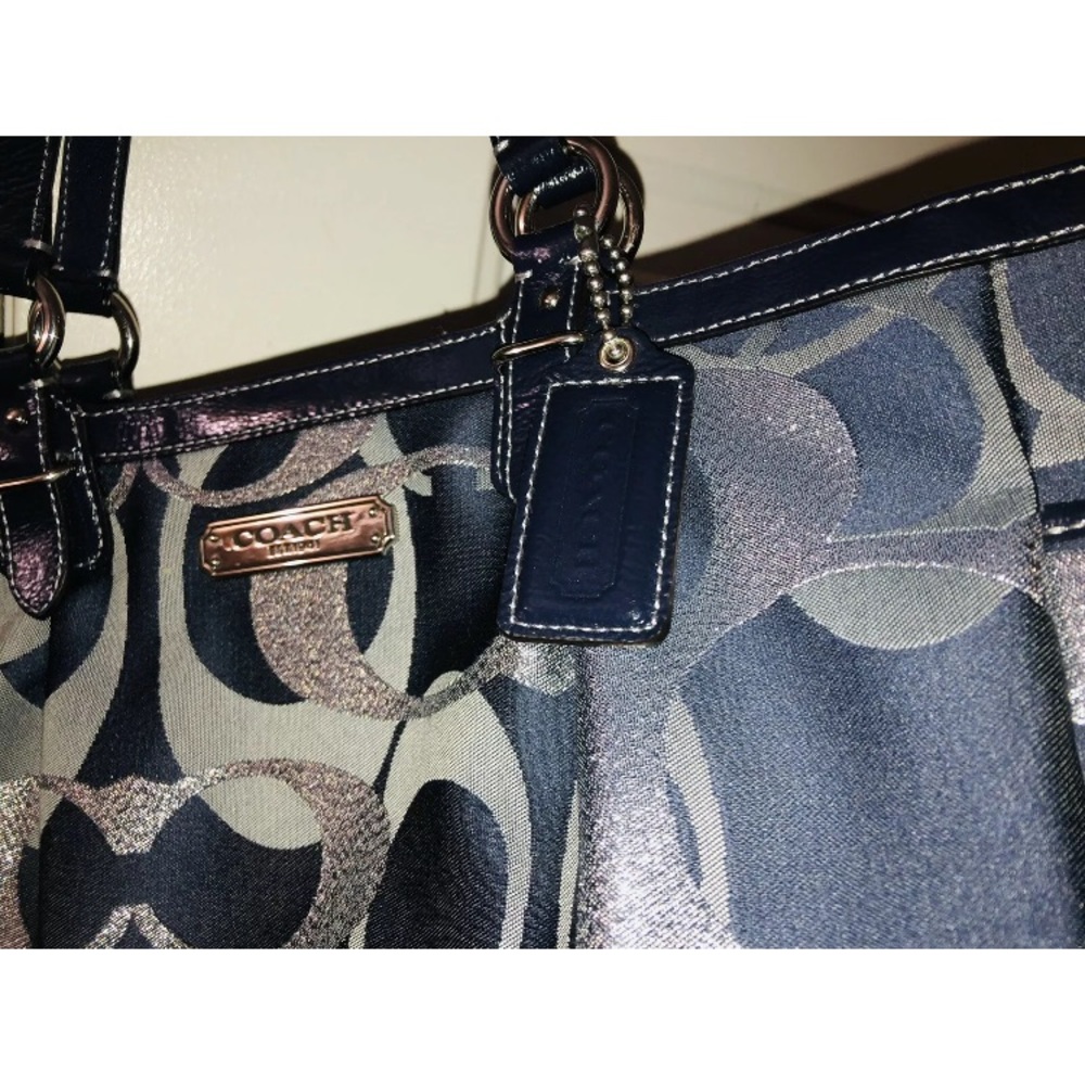 COACH OPTIC METALLIC SIGNATURE COLLECTION BAG - Picture 5 of 5